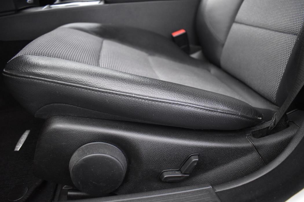 MERCEDES-BENZ C 2012