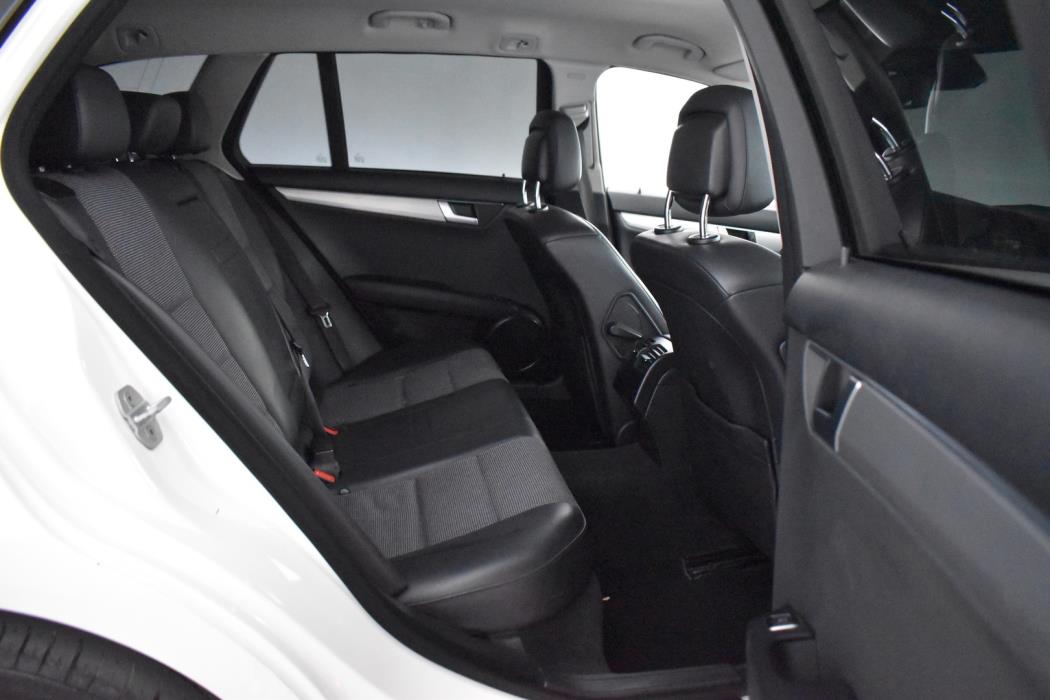 MERCEDES-BENZ C 2012