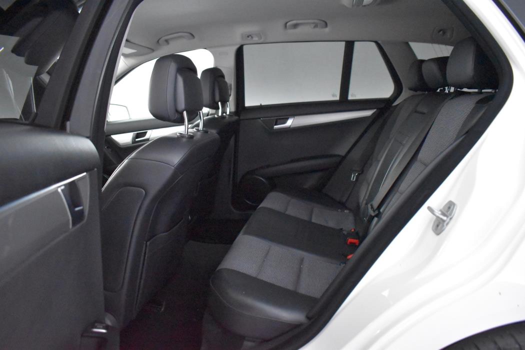 MERCEDES-BENZ C 2012