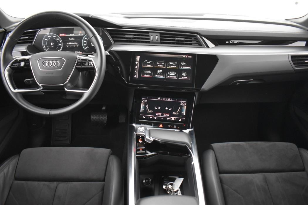 AUDI e-tron 2020