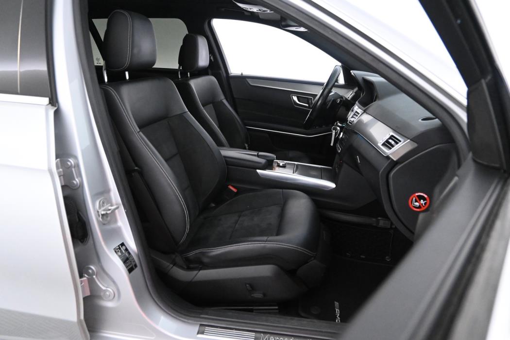 MERCEDES-BENZ E 2016