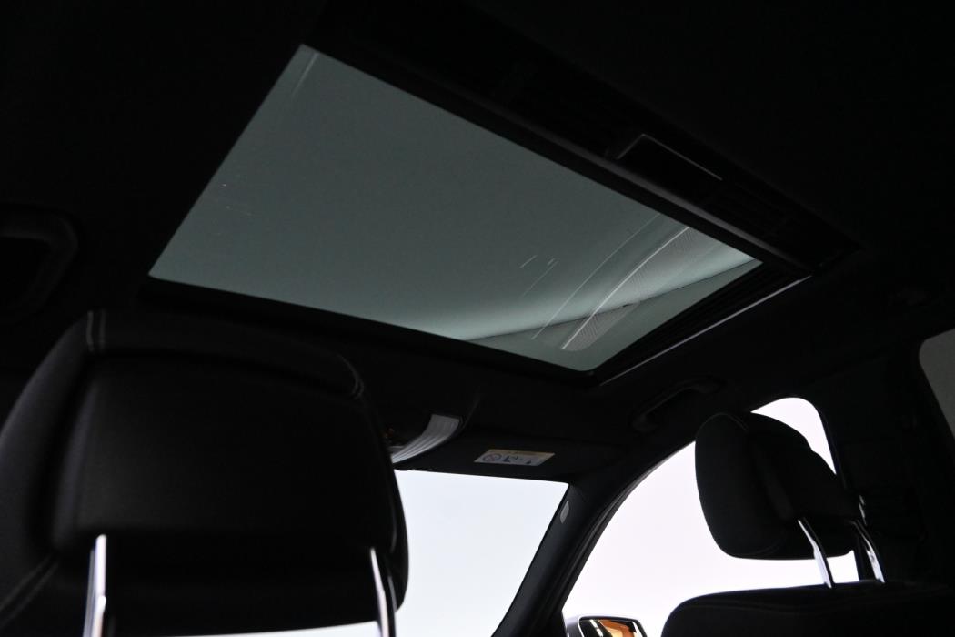 MERCEDES-BENZ E 2016