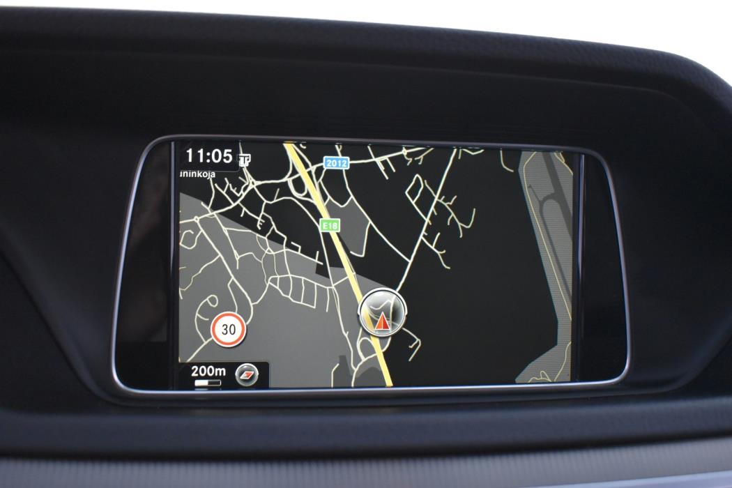 MERCEDES-BENZ E 2016