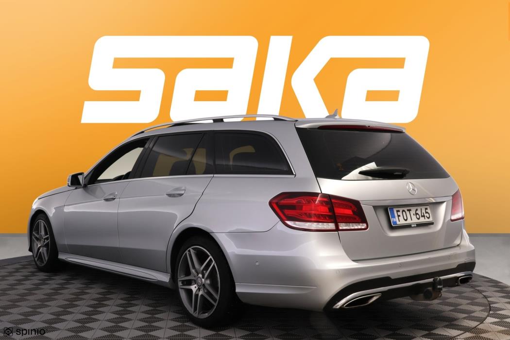 MERCEDES-BENZ E 2016