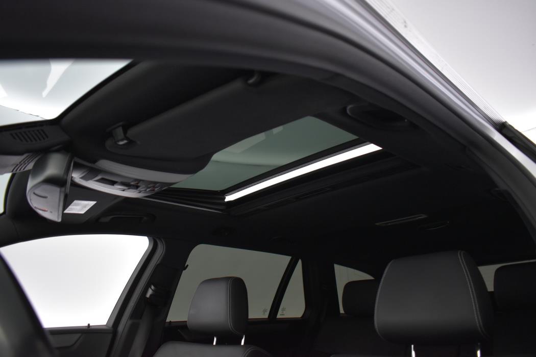 MERCEDES-BENZ E 2016