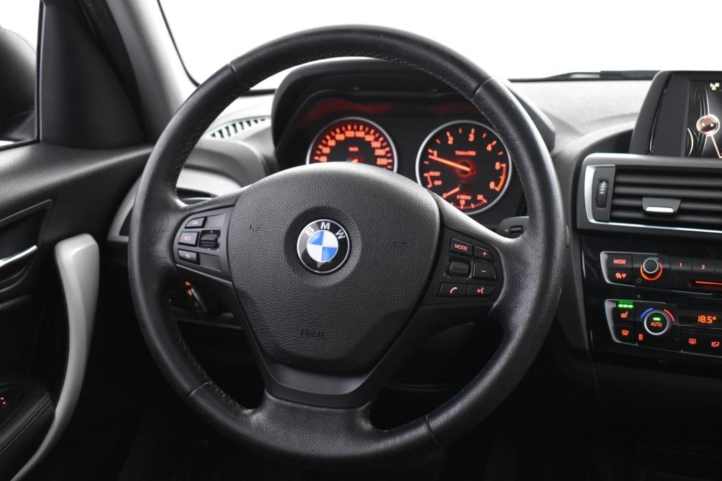 BMW 120 2016