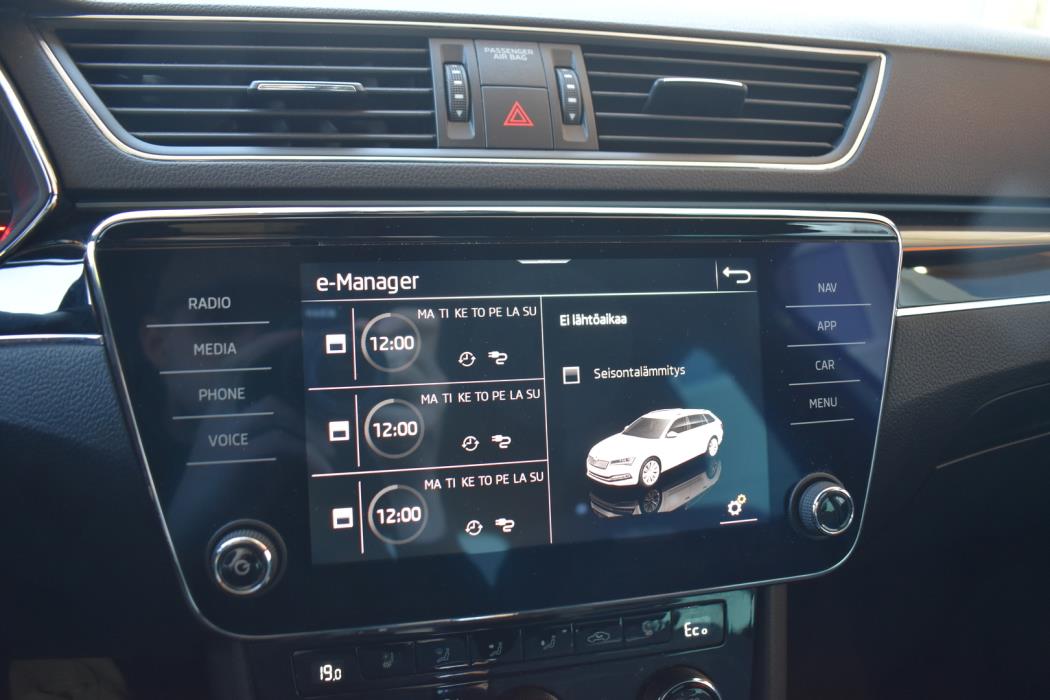SKODA Superb 2021