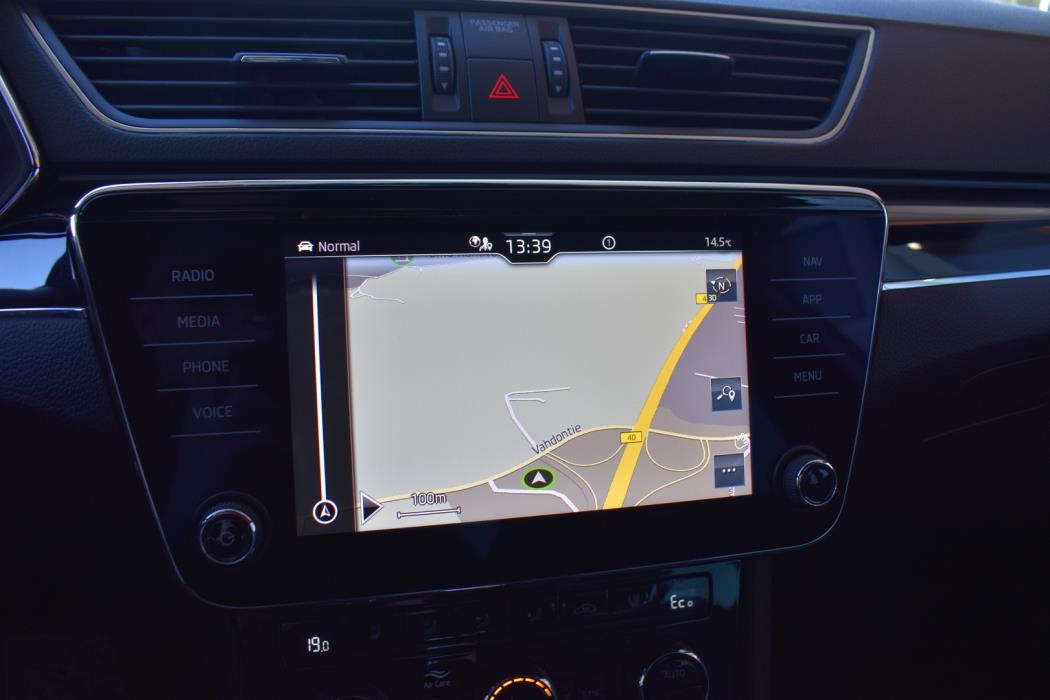 SKODA Superb 2021