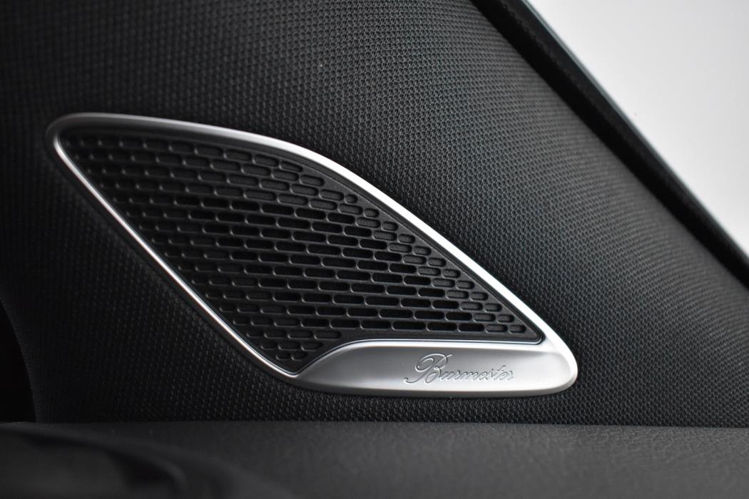 MERCEDES-BENZ EQA 2022