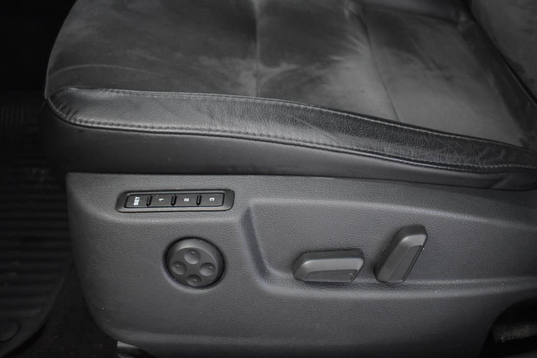 SKODA Superb 2011