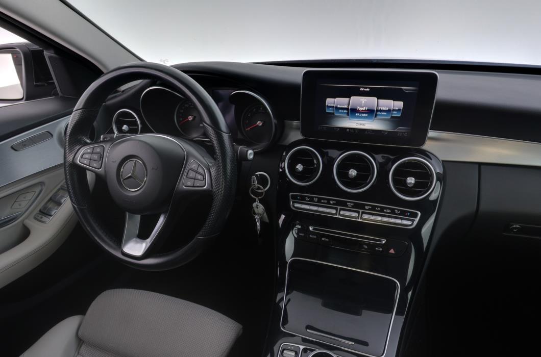 MERCEDES-BENZ C 2015