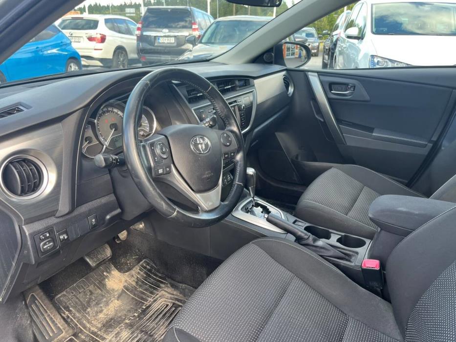 TOYOTA Auris 2014