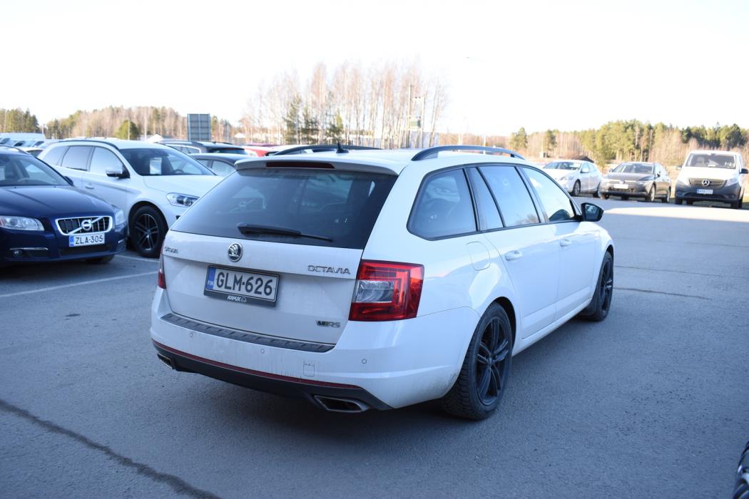 SKODA Octavia 2015