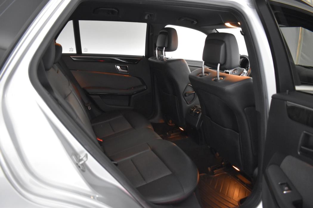 MERCEDES-BENZ E 2012