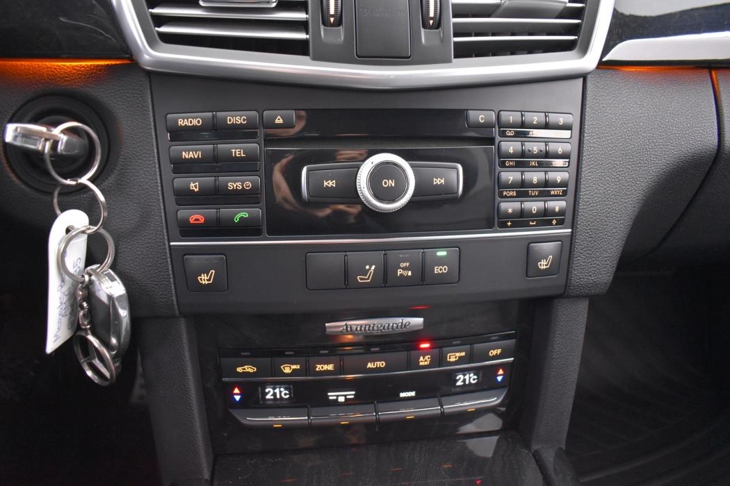 MERCEDES-BENZ E 2012