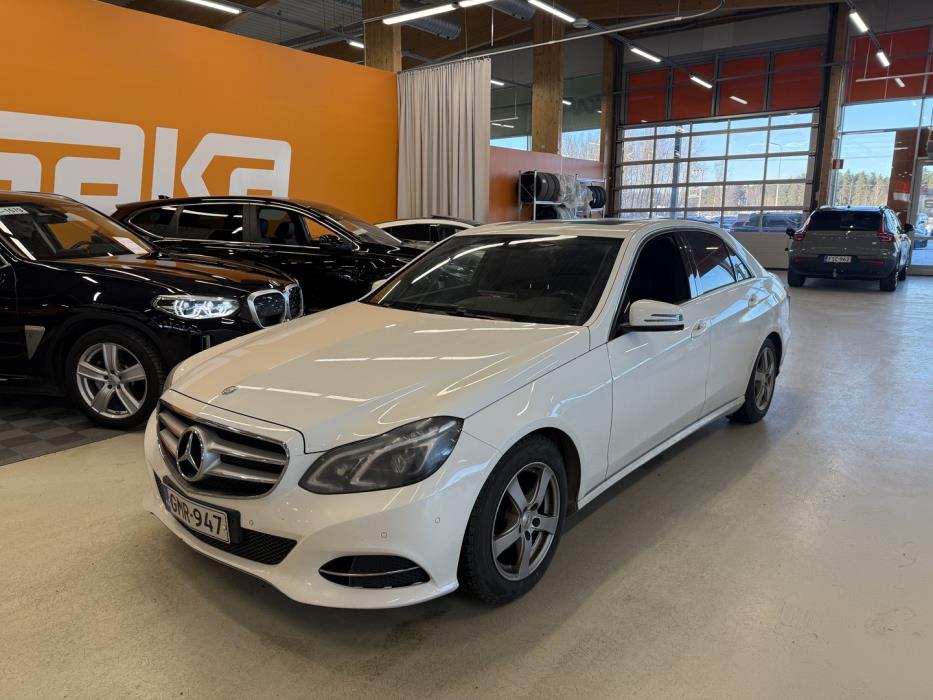 MERCEDES-BENZ E 2015