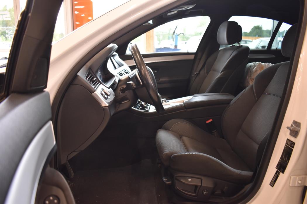 BMW 520 2013