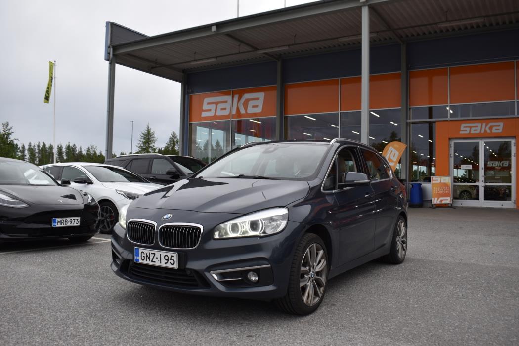 BMW 218 2015