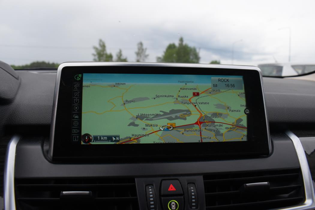 BMW 218 2015