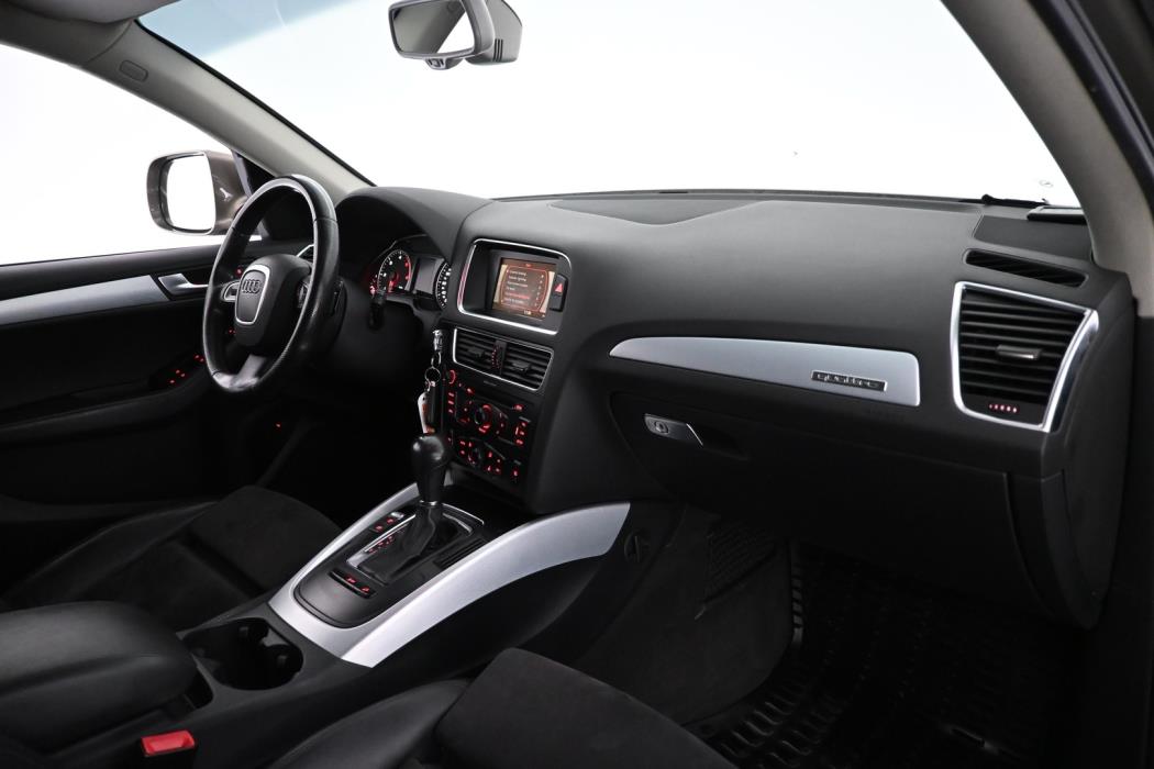 AUDI Q5 2011