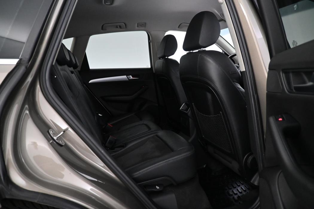 AUDI Q5 2011