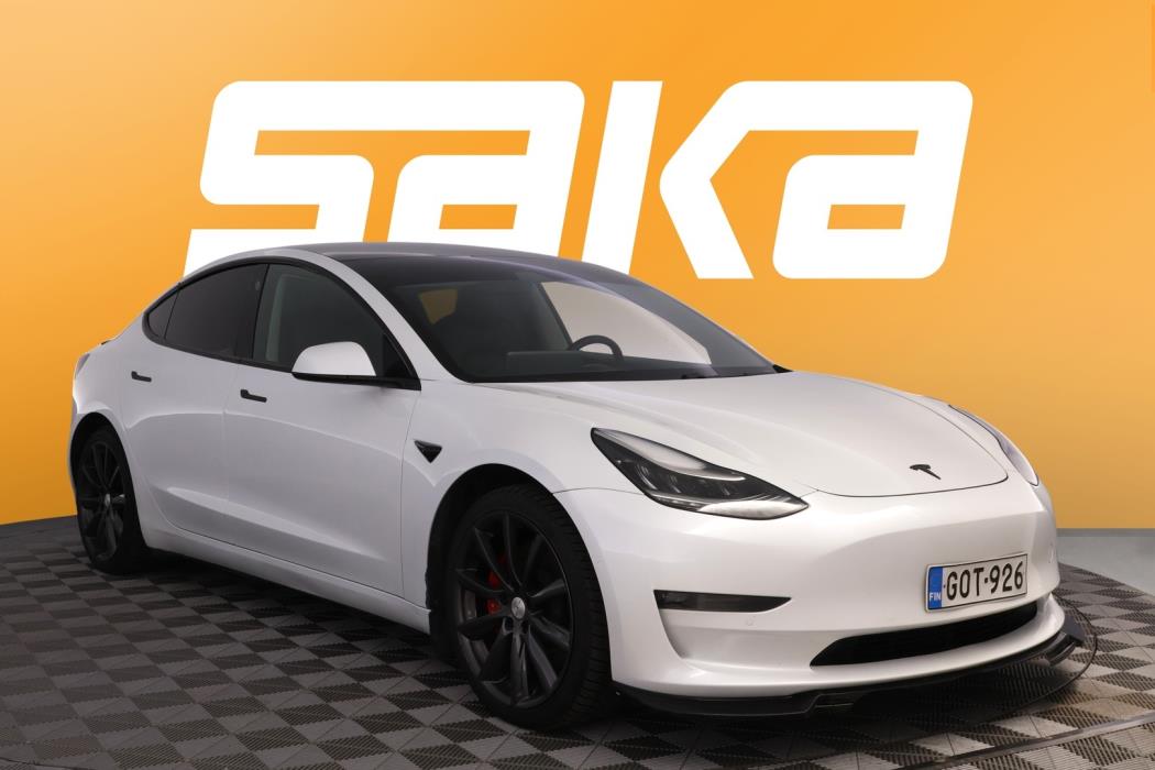 TESLA Model 3 2020
