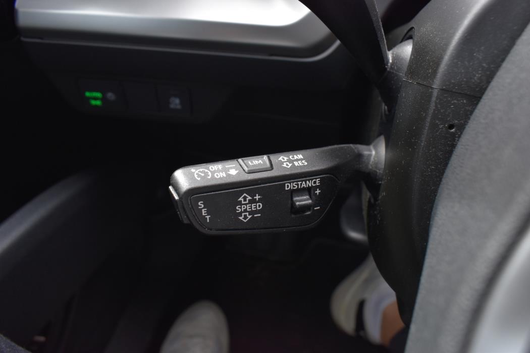 AUDI Q4 e-tron 2022