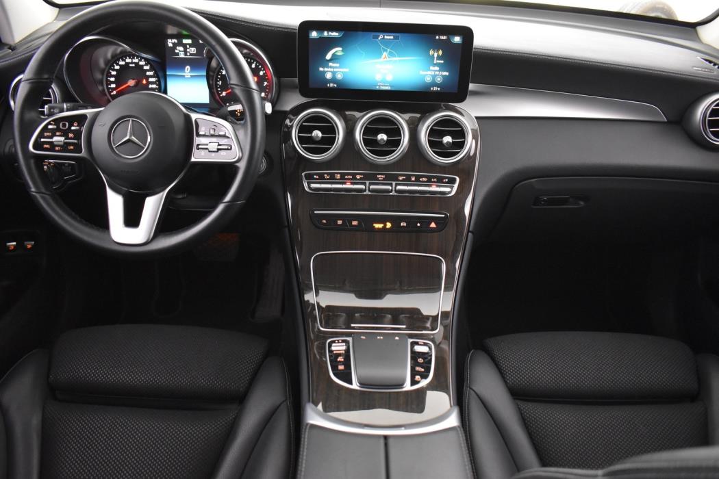 MERCEDES-BENZ GLC 2022