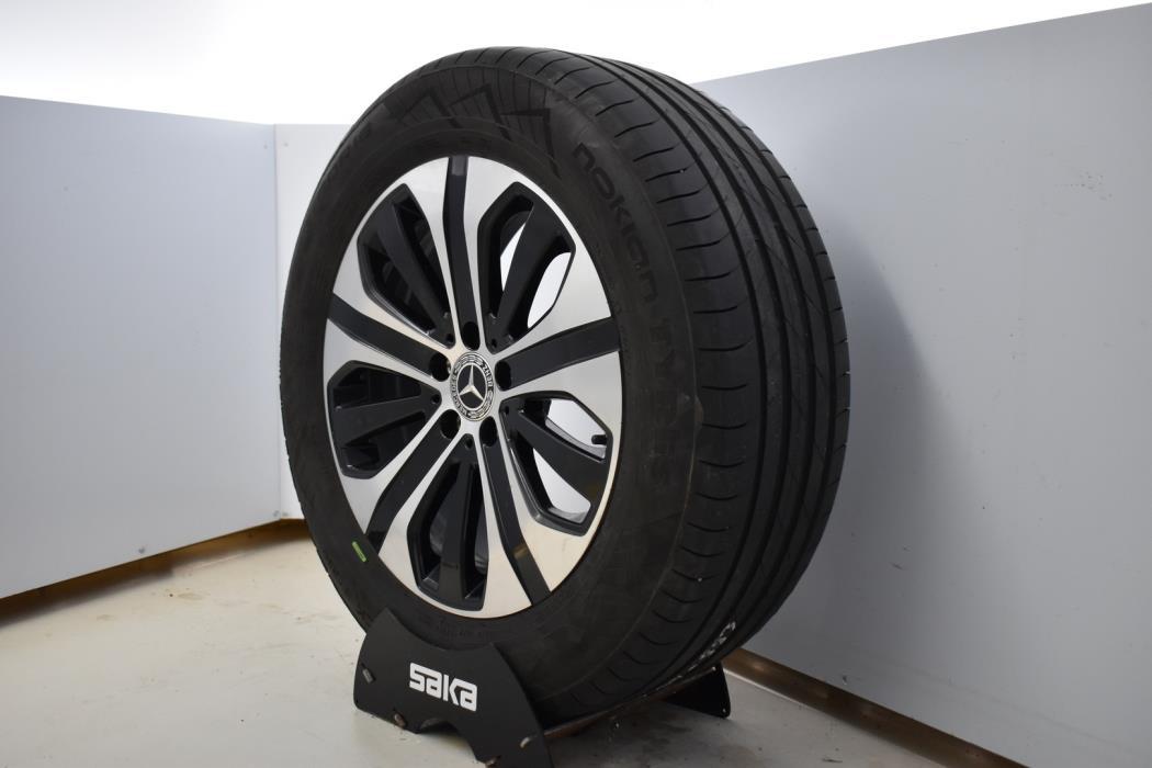 MERCEDES-BENZ GLC 2022