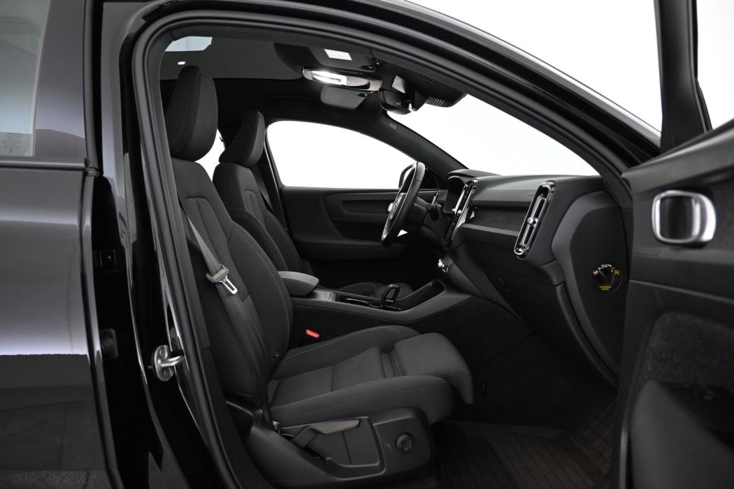 VOLVO C40 2022
