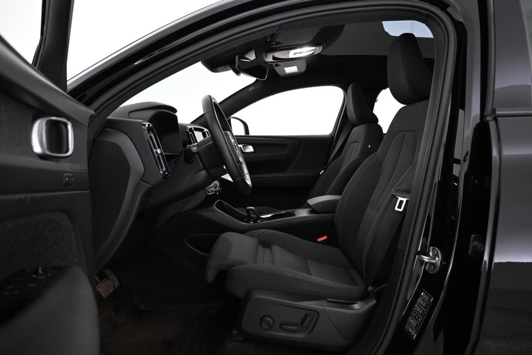VOLVO C40 2022
