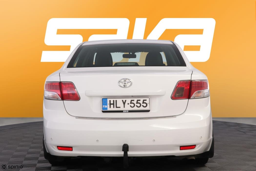 TOYOTA Avensis 2009