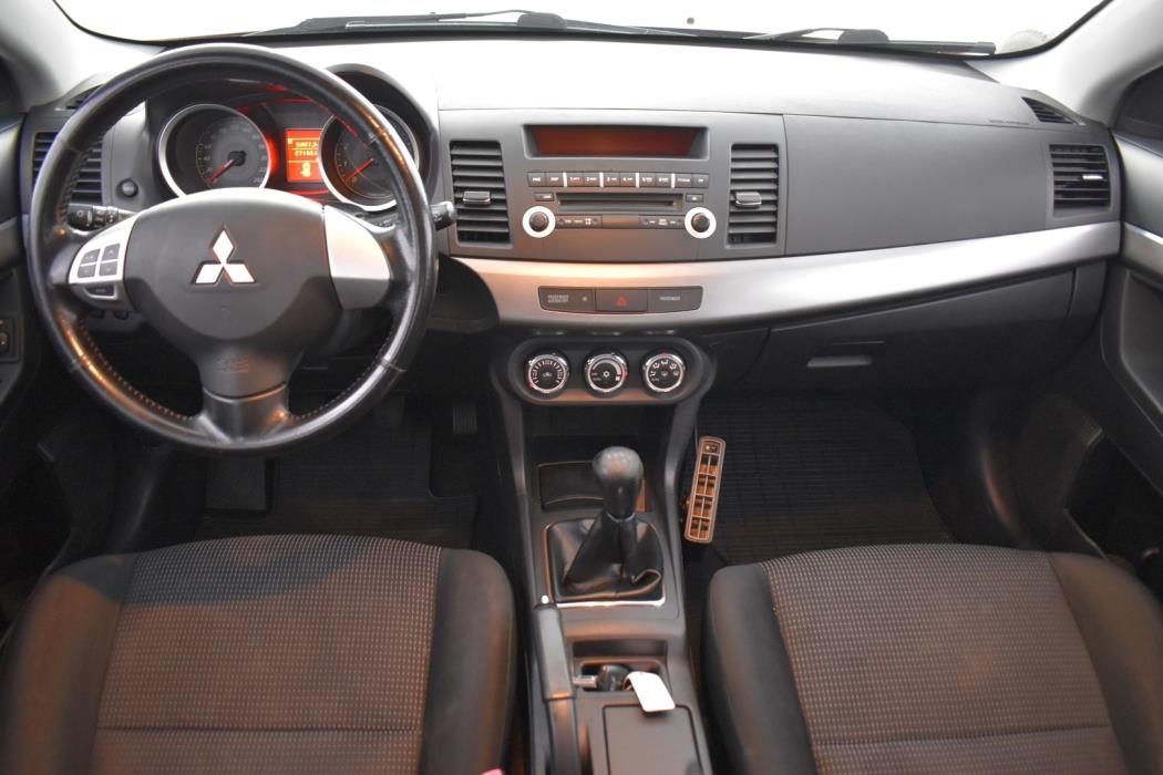 MITSUBISHI Lancer 2010