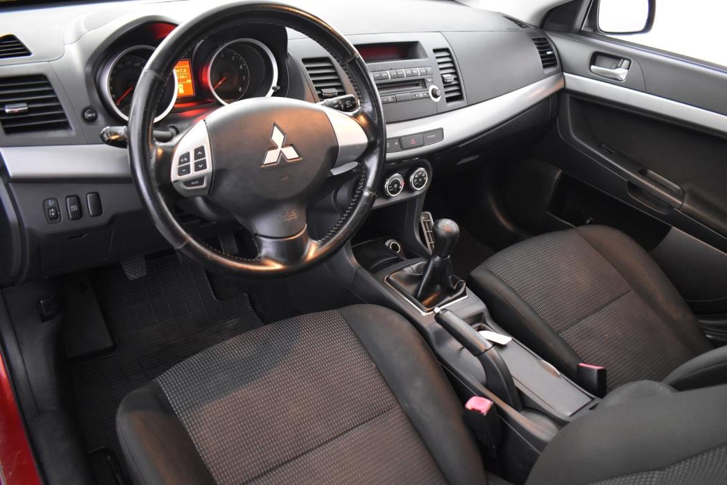 MITSUBISHI Lancer 2010