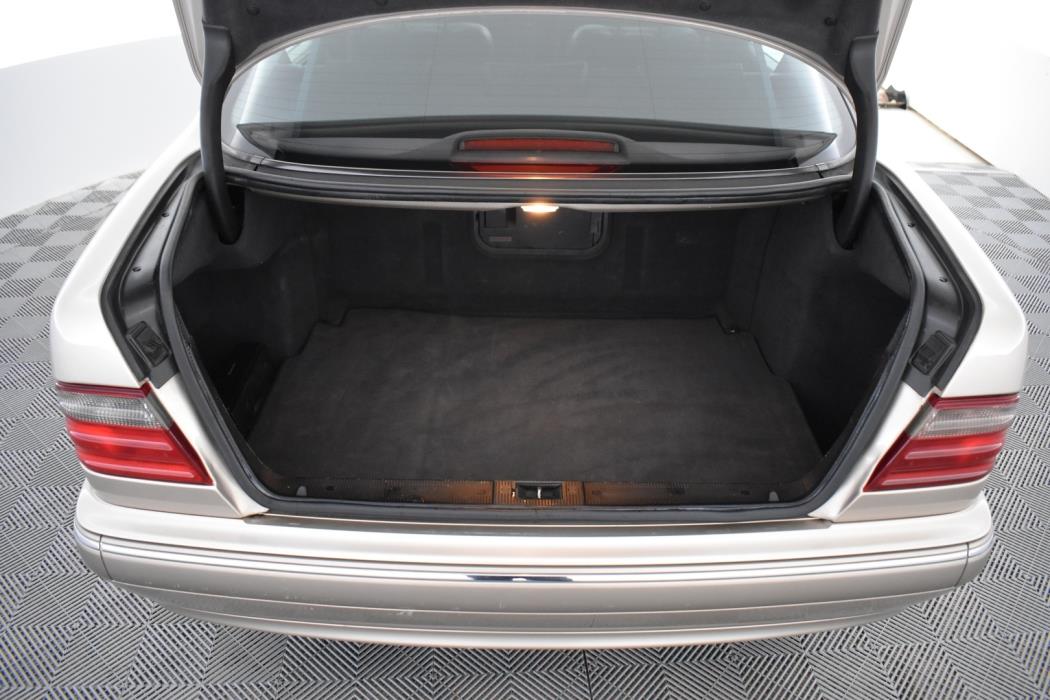 MERCEDES-BENZ E 1999