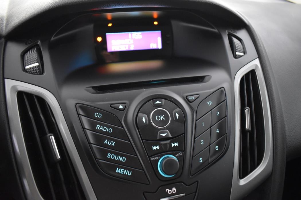 FORD Focus 2011