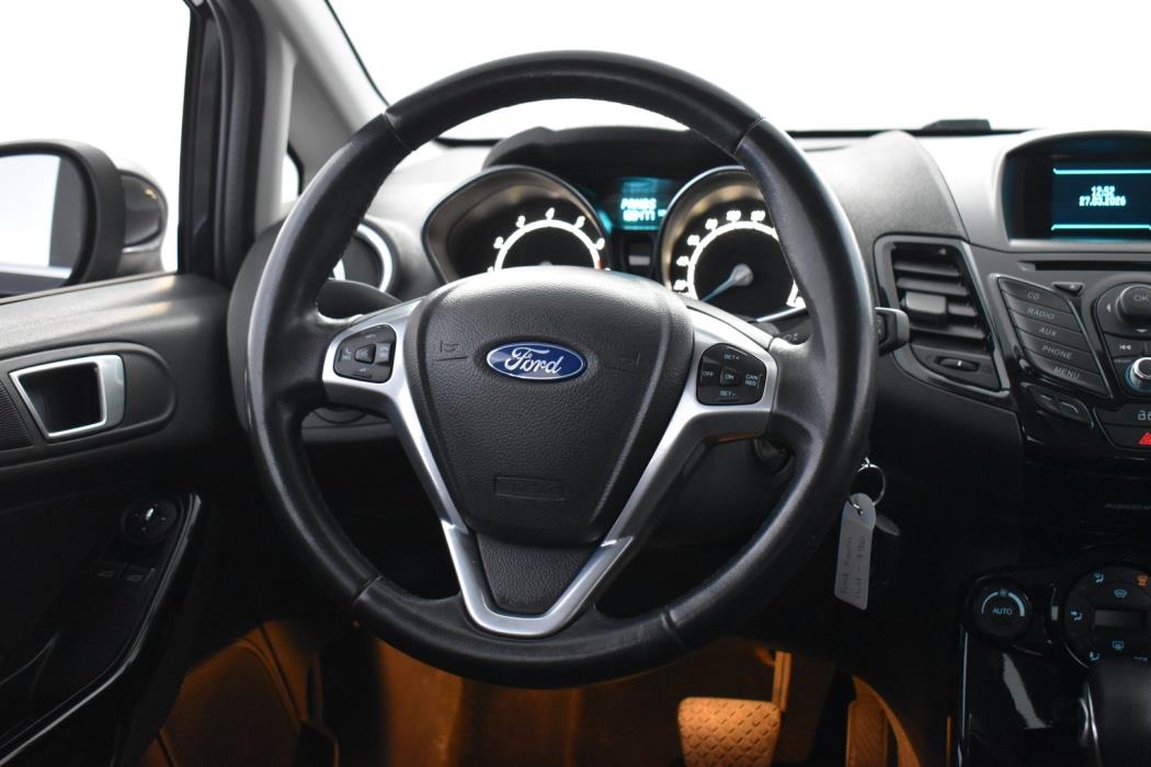 FORD Fiesta 2014