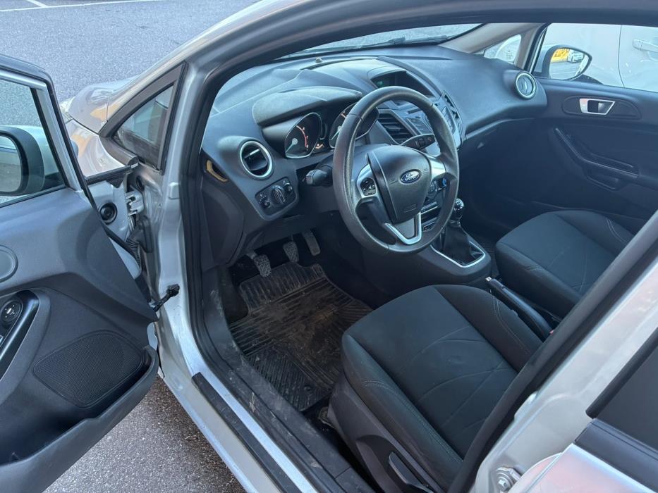 FORD Fiesta 2014