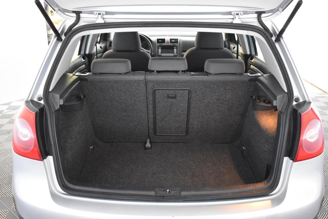 VOLKSWAGEN Golf 2008