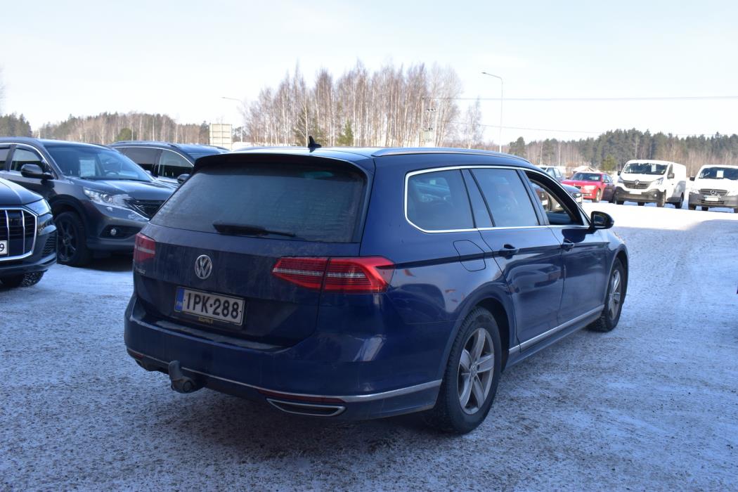 VOLKSWAGEN Passat 2018