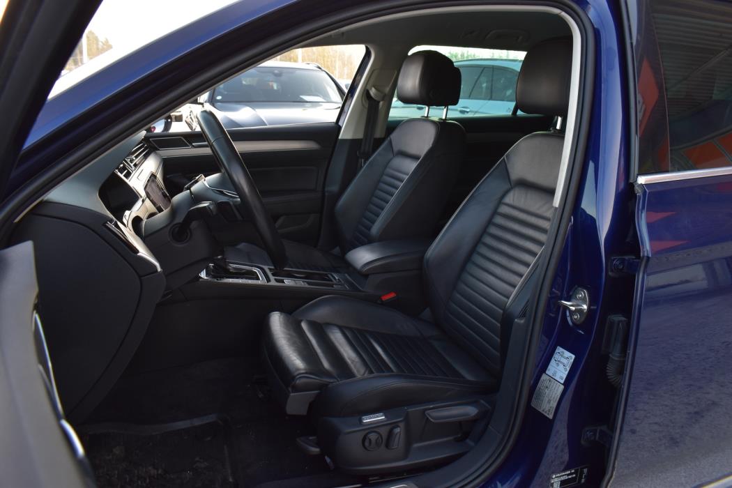 VOLKSWAGEN Passat 2018