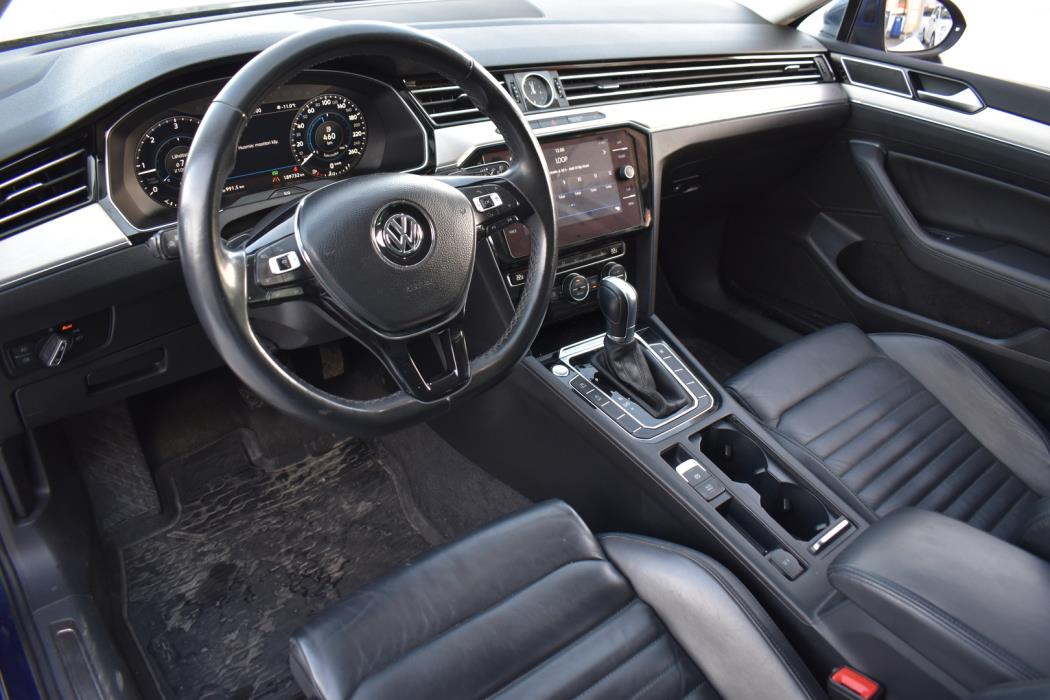 VOLKSWAGEN Passat 2018
