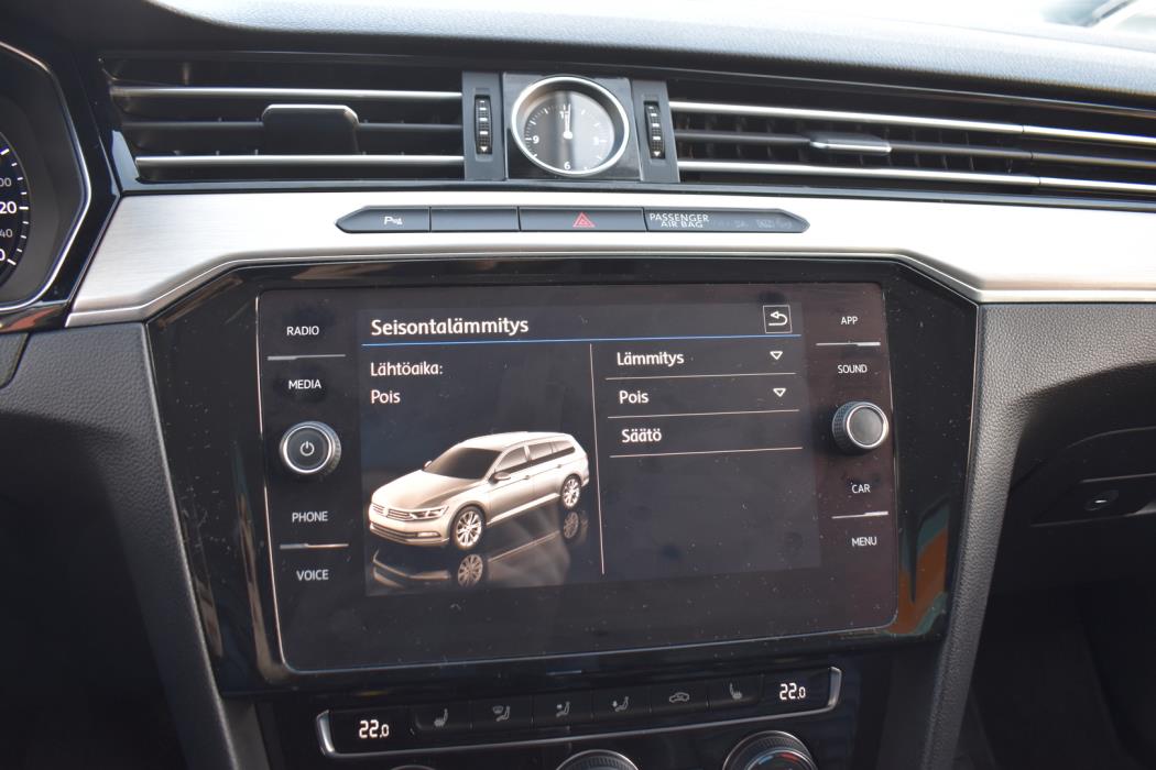 VOLKSWAGEN Passat 2018