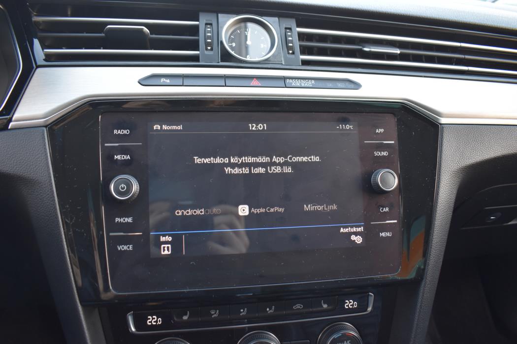 VOLKSWAGEN Passat 2018