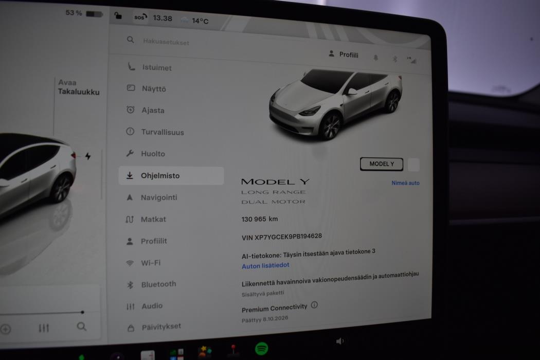 TESLA Model Y 2023