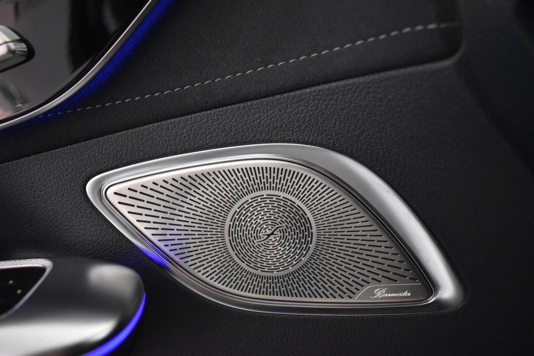 MERCEDES-BENZ EQE 2023