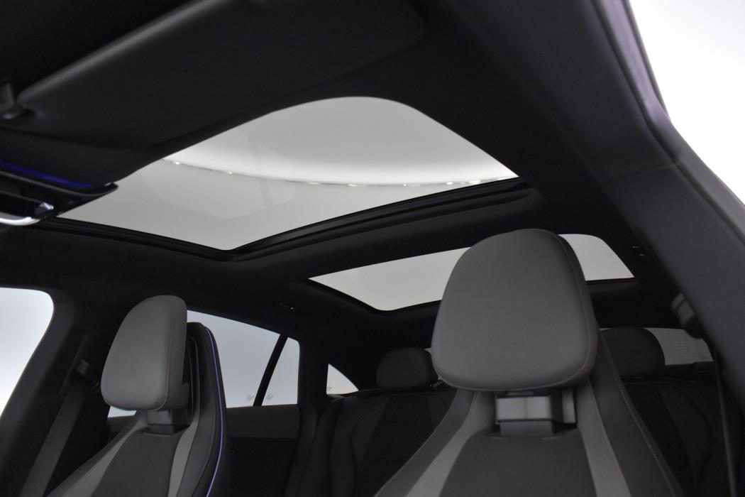 MERCEDES-BENZ EQE 2023