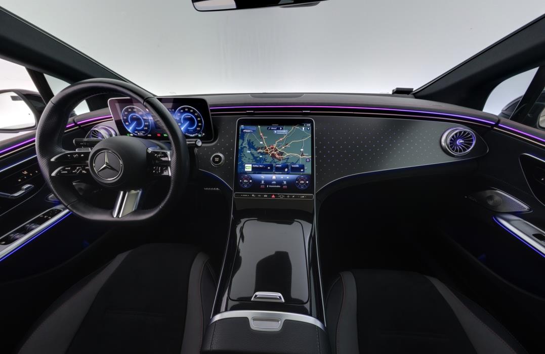 MERCEDES-BENZ EQE 2023