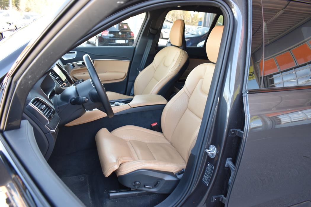 VOLVO XC90 2025
