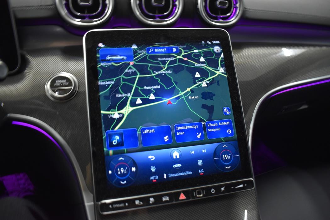 MERCEDES-BENZ C 2025